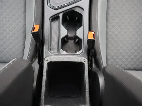 Volkswagen Tiguan (2020) — foto 17 van 27