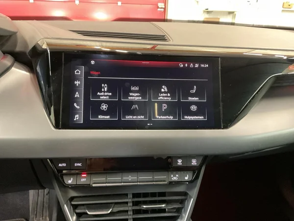 AUDI E-tron GT (2022) — foto 5 van 24