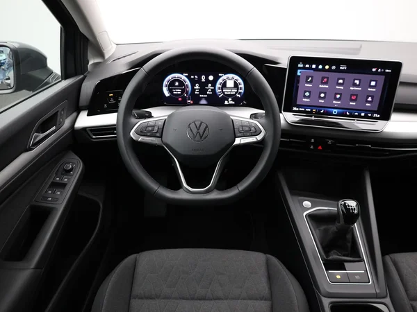 VOLKSWAGEN Golf VIII (2024) — foto 4 van 18
