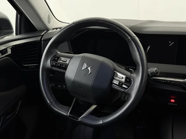 DS AUTOMOBILES DS 4 (2022) — foto 14 van 31