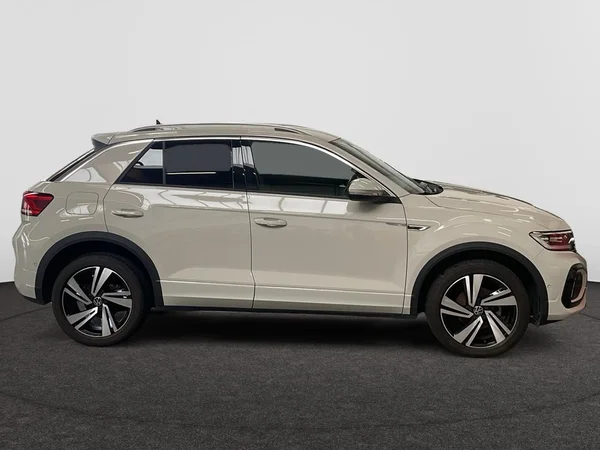 VOLKSWAGEN T-Roc (2024) — foto 19 van 22