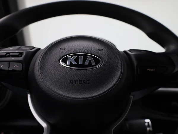 Kia Picanto (2021) — foto 17 van 36