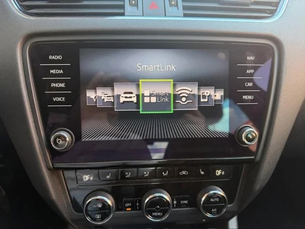 SKODA Octavia (2017) — foto 6 van 22