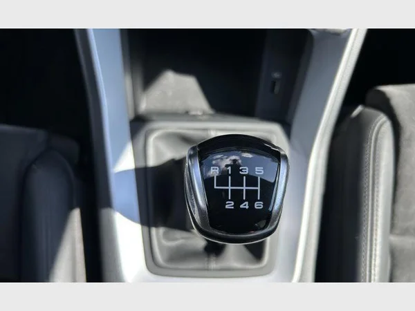 Audi Q3 (2020) — foto 11 van 32