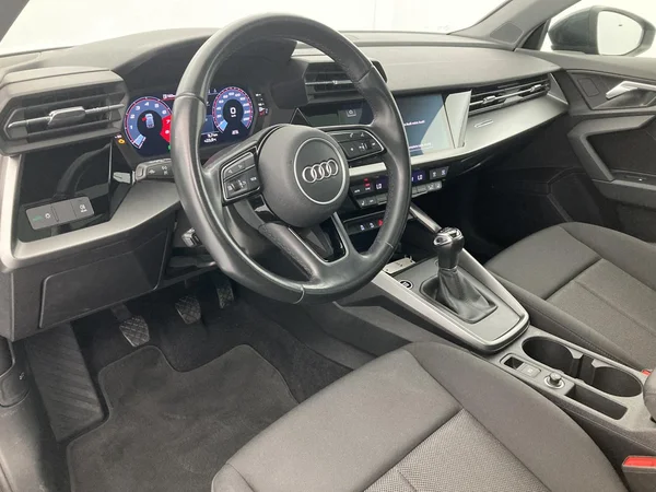 AUDI A3 Sportback (2022) — foto 35 van 36