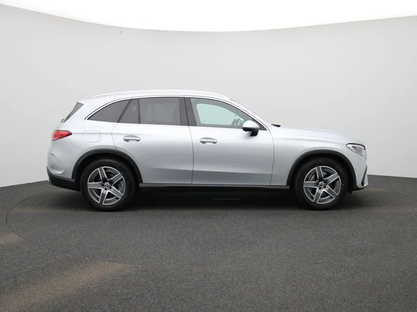 Mercedes-Benz GLC (2025) — foto 44 van 47