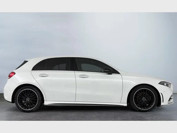 Mercedes-Benz A 180 (2022) — foto 20 van 26