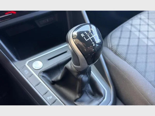 Volkswagen Taigo (2023) — foto 13 van 21