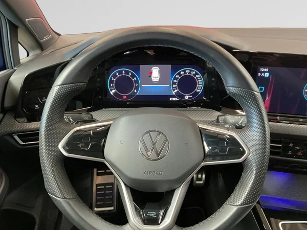 VOLKSWAGEN Golf VIII SW (2024) — foto 4 van 23