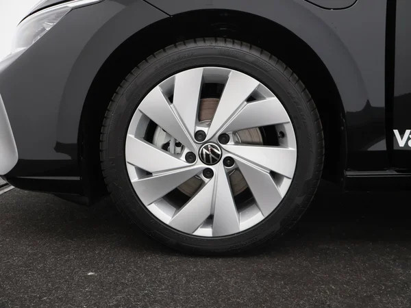 VOLKSWAGEN Golf VIII eHybrid (PHEV) (2026) — foto 21 van 22