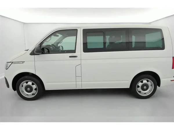 VOLKSWAGEN Multivan T6.1 (2022) — foto 12 van 26