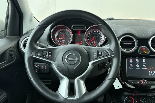 Opel Adam (2019) — foto 2 van 17