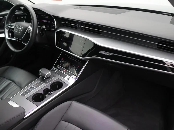 AUDI A6 Dsl (2023) — foto 22 van 28