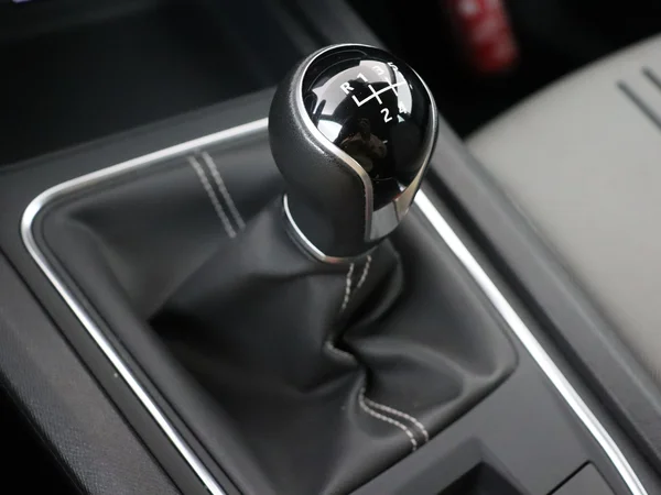 SEAT Leon (2023) — foto 4 van 26