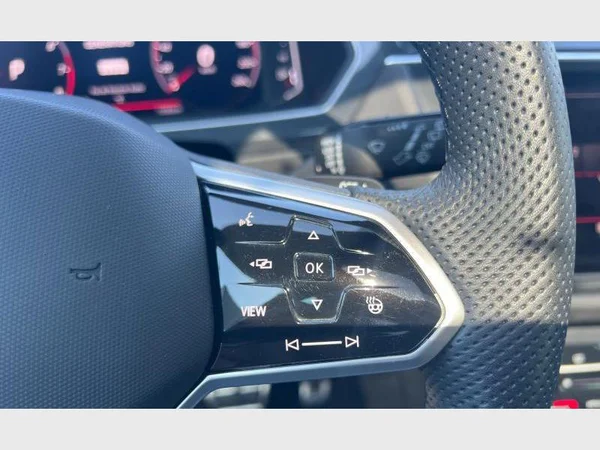 Volkswagen Tiguan (2023) — foto 9 van 21