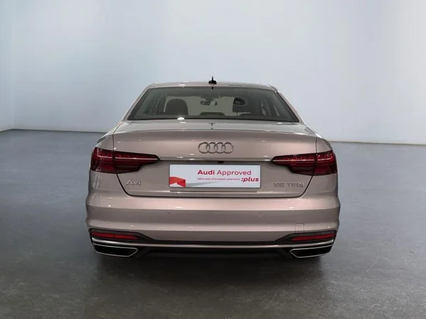 AUDI A4 (2022) — foto 26 van 28