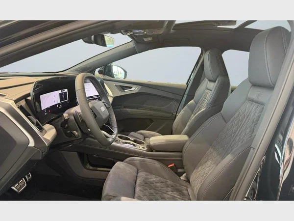 AUDI Q4 Sportback e-tron (2026) — foto 23 van 25