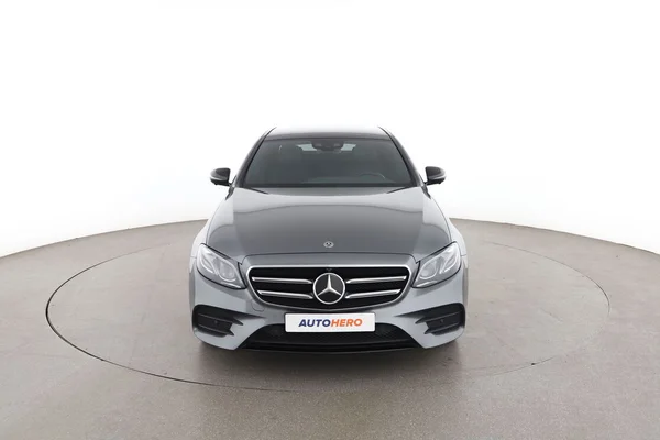 Mercedes-Benz E-Klasse (2019) — foto 15 van 16