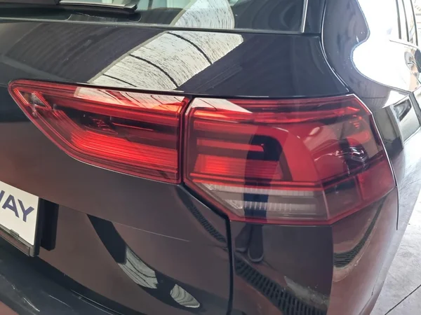 VOLKSWAGEN Golf VIII SW (2023) — foto 9 van 23