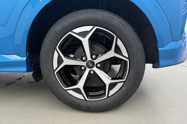 Ford Puma — foto 13 van 16