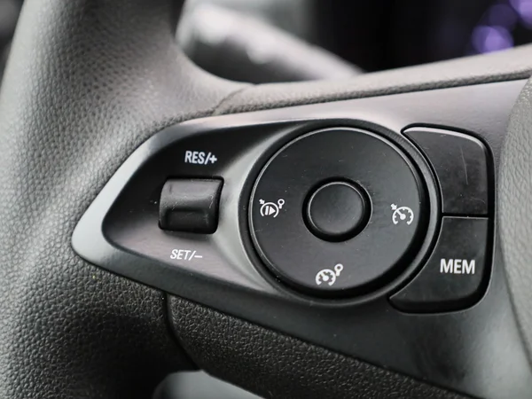 Opel Combo Life (2022) — foto 10 van 36