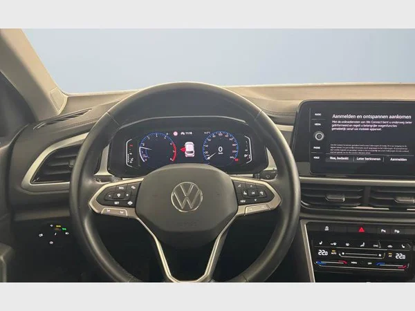 Volkswagen T-Roc (2024) — foto 3 van 24