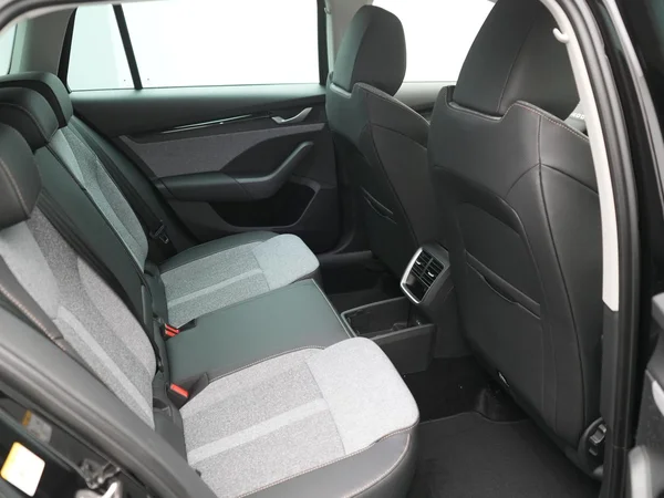 SKODA Octavia Combi (2026) — foto 5 van 27