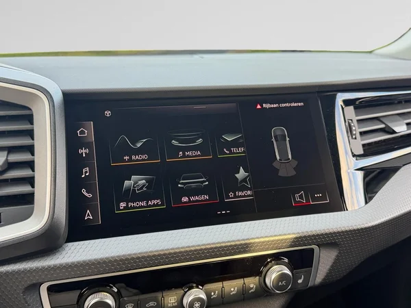 AUDI A1 Allstreet (2025) — foto 13 van 20