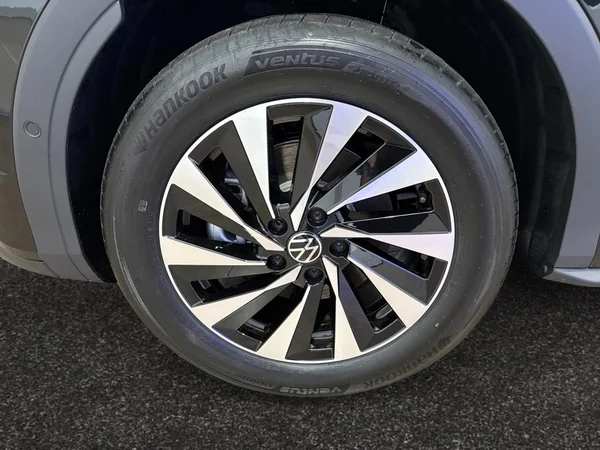VOLKSWAGEN T-Roc (2025) — foto 12 van 15