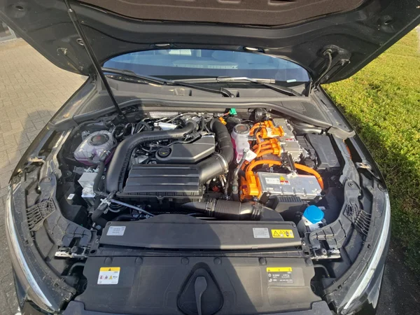 AUDI A3 Sportback PHEV (2025) — foto 11 van 24
