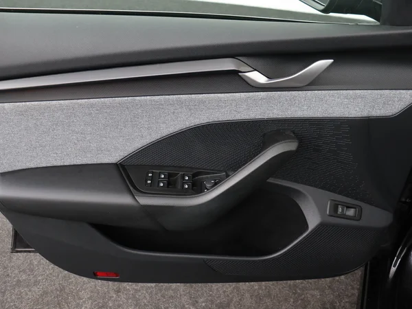 SKODA Octavia Combi (2024) — foto 10 van 19
