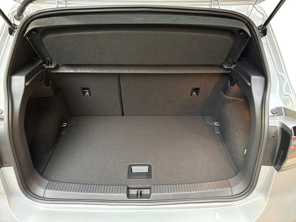 VOLKSWAGEN T-Cross (2026) — foto 4 van 24