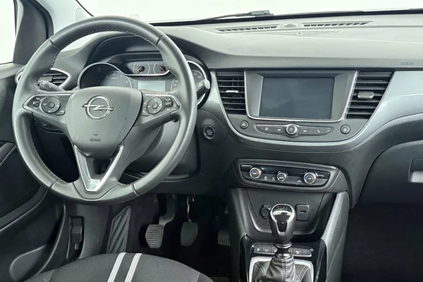 Opel Crossland (2023) — foto 5 van 34
