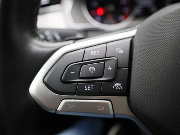 Volkswagen Passat (2023) — foto 10 van 42