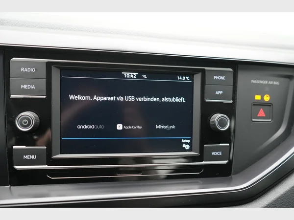 VOLKSWAGEN Polo (2021) — foto 22 van 22