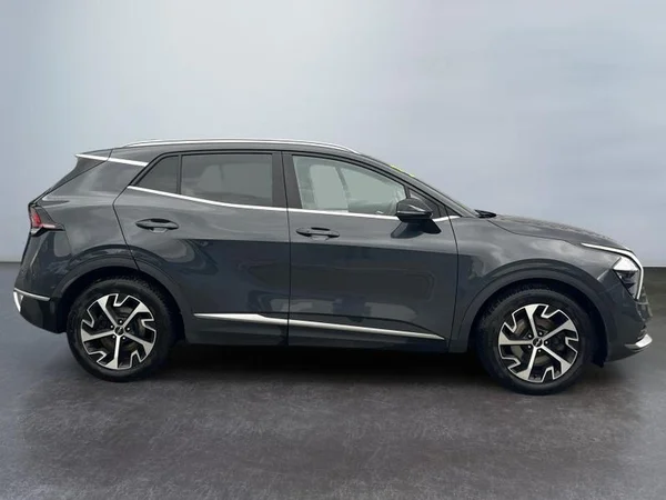 KIA Sportage (2024) — foto 16 van 21