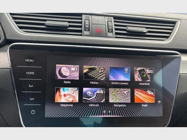 Skoda Superb (2018) — foto 7 van 27