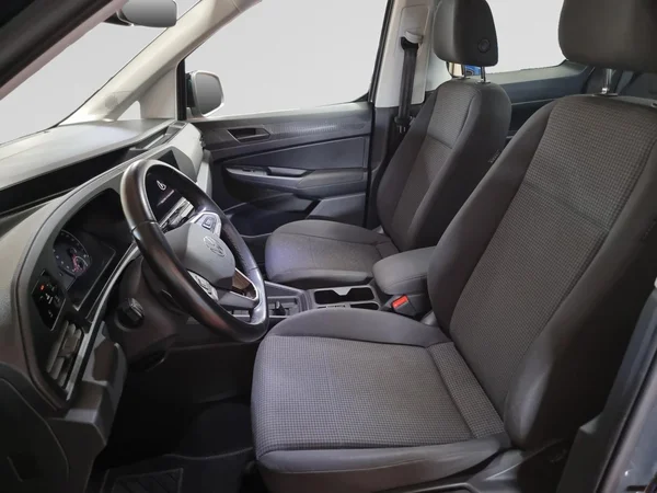 VOLKSWAGEN Caddy (2023) — foto 2 van 22