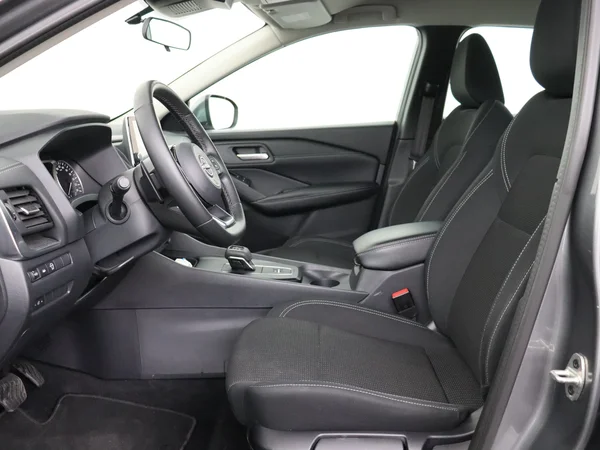 NISSAN Qashqai (2024) — foto 2 van 29