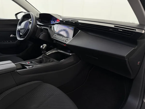 PEUGEOT 308 (2023) — foto 3 van 27