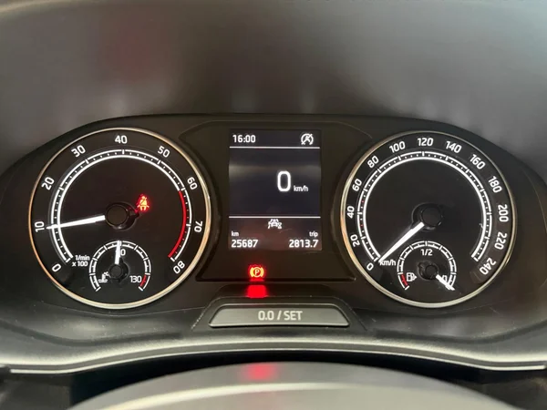 SKODA Fabia (2024) — foto 10 van 24