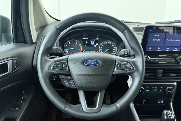 Ford Ecosport (2022) — foto 2 van 21