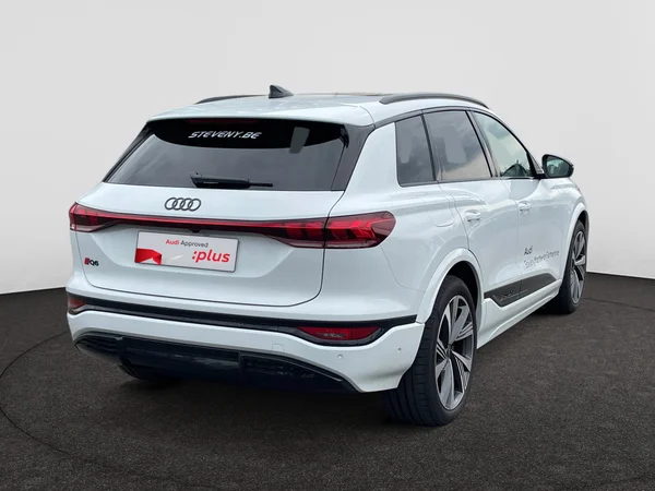AUDI Q6 e-tron (2024) — foto 11 van 24