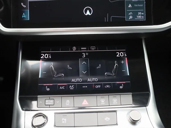 Audi A6 (2022) — foto 10 van 45