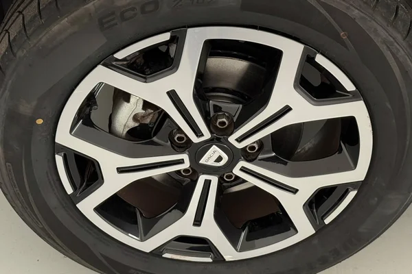 Dacia Duster (2020) — foto 22 van 41