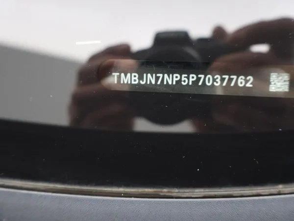 Škoda Superb (2023) — foto 25 van 29