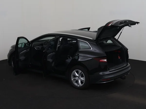 SKODA Enyaq (2022) — foto 31 van 32