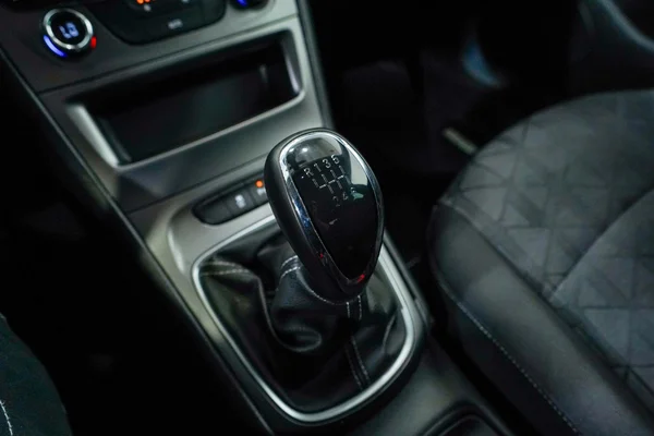 Opel Astra (2019) — foto 15 van 53