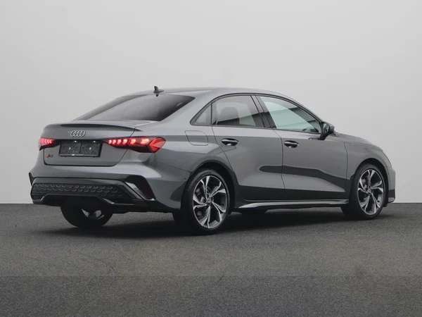 AUDI A3 Sedan (2025) — foto 12 van 21