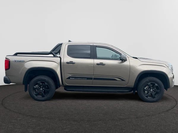 VOLKSWAGEN Amarok Double Cab Dsl (2025) — foto 17 van 20